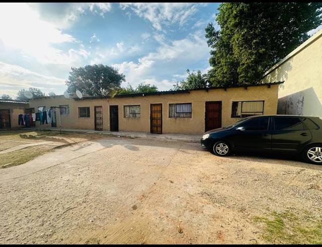 14 BEDROOM HOUSE FOR SALE IN GERMISTON STATION